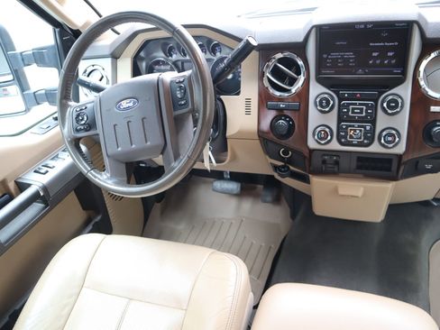 Used 2013 Ford F350 Lariat w/ Lariat Interior Pkg image 25