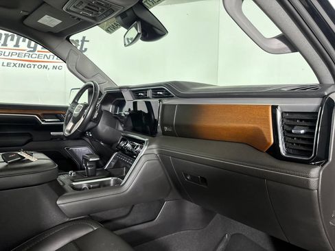 Used 2023 GMC Sierra 1500 Denali AWD/4WD image 34