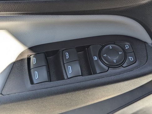Used 2022 Chevrolet Equinox LT AWD/4WD image 19
