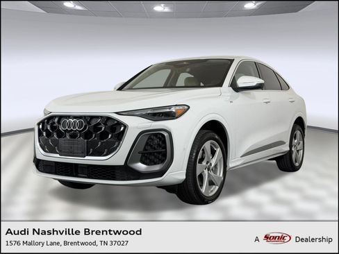 Used 2025 Audi Q5 Premium Plus AWD/4WD image 1
