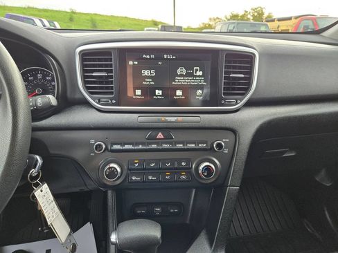 Used 2021 Kia Sportage LX AWD/4WD image 20