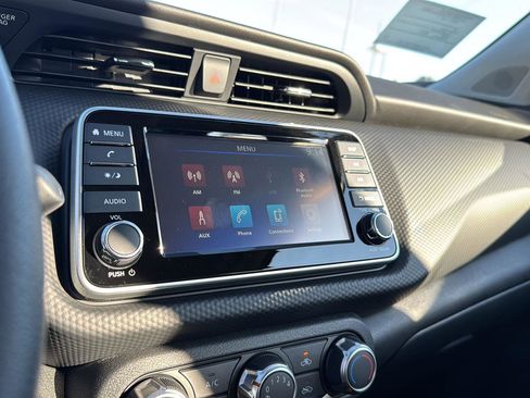 New 2025 Nissan Kicks Play S image 22