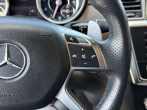 Used 2015 Mercedes-Benz GL 63 AMG 4MATIC image 24