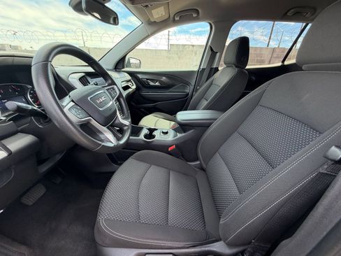 Used 2024 GMC Terrain SLE FWD image 24