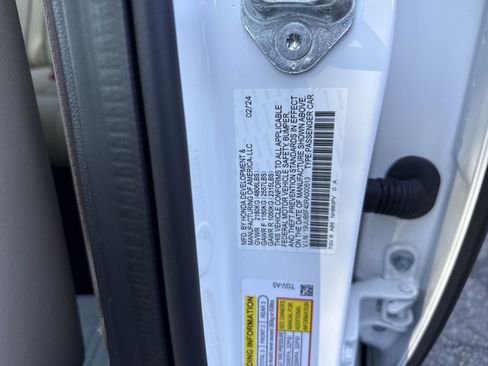 Used 2024 Acura TLX w/ Technology Package FWD image 29
