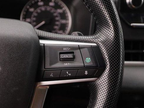 Used 2024 Mitsubishi Outlander SE Black Edition FWD image 14