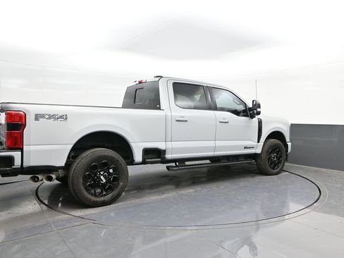 Certified 2025 Ford F250 XLT w/ Black Appearance Package image 15