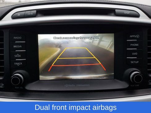 Used 2017 Kia Sorento LX w/ LX Convenience Package image 22