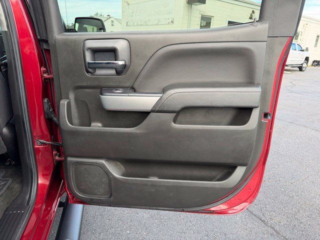 Used 2018 Chevrolet Silverado 1500 LT w/ All Star Edition AWD/4WD image 14
