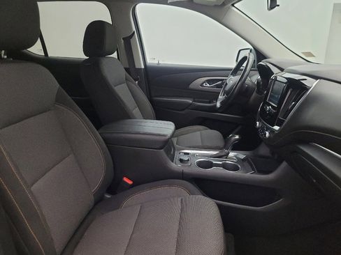 Used 2019 Chevrolet Traverse LT FWD image 21