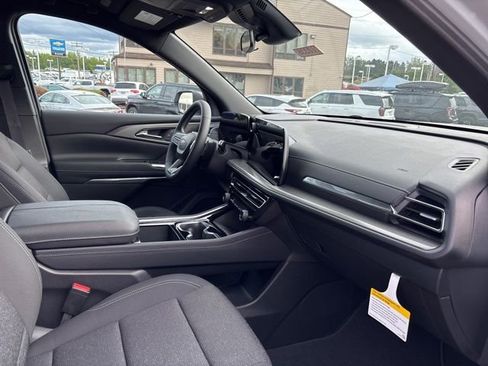 New 2026 Chevrolet Traverse LT FWD image 43