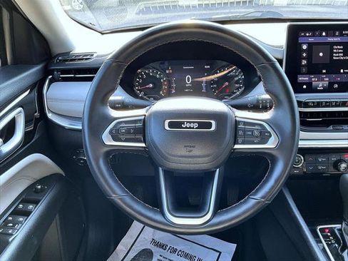 Certified 2022 Jeep Compass Limited AWD/4WD image 13