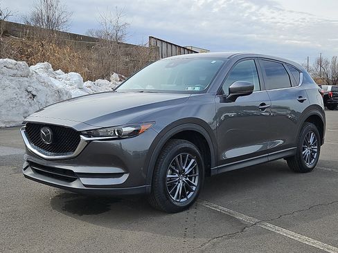 Used 2021 MAZDA CX-5 Touring image 3