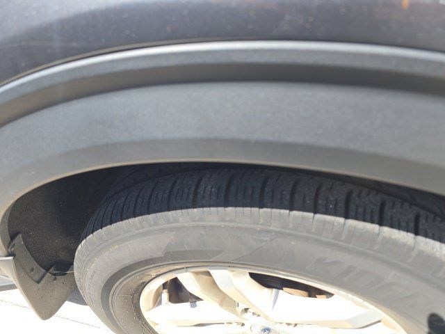 Used 2022 Ford Explorer 2WD image 3