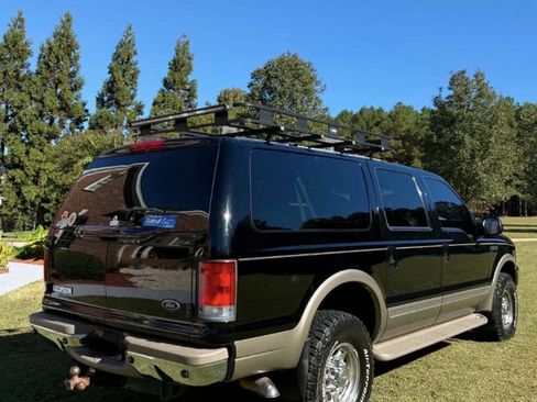 Used 2001 Ford Excursion Limited AWD/4WD image 3