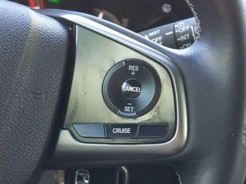 Used 2018 Honda Civic Sport image 24