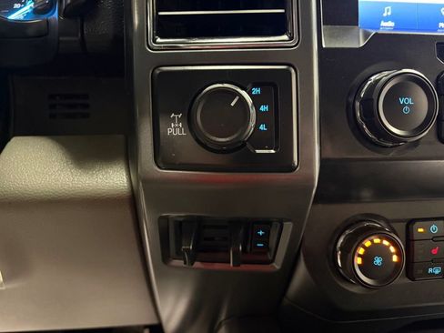 Used 2021 Ford F250 XLT w/ XLT Premium Package AWD/4WD image 20