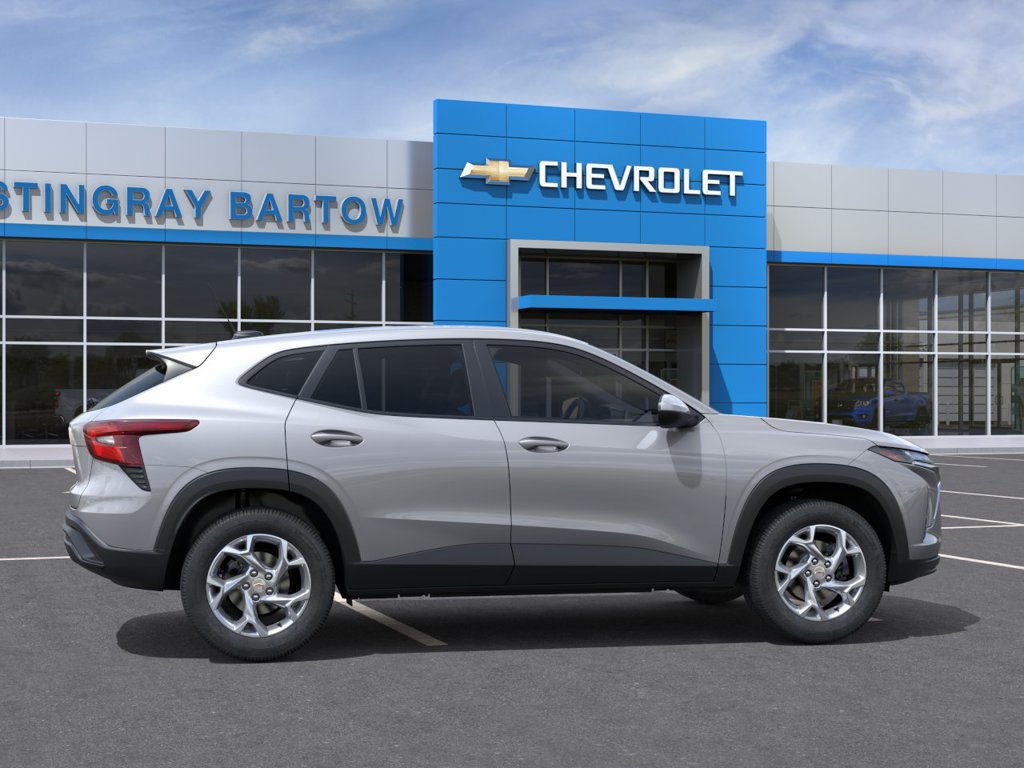 New 2026 Chevrolet Trax LS w/ LS Convenience Package FWD image 6