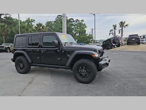 Used 2025 Jeep Wrangler Unlimited Sport AWD/4WD image 38