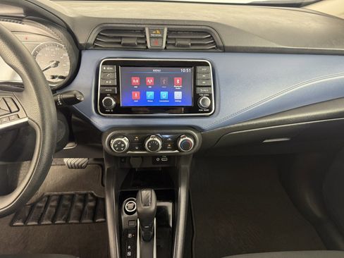 Used 2025 Nissan Versa SV FWD image 19