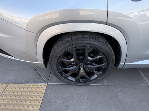 Used 2024 Lexus TX 500h AWD image 15