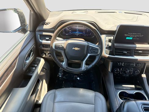 Used 2024 Chevrolet Tahoe LT RWD image 17