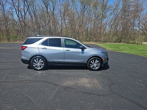 Used 2023 Chevrolet Equinox LT image 8