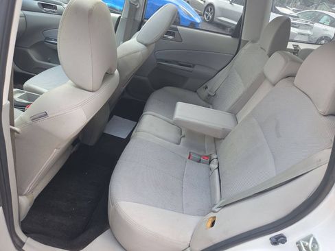Used 2011 Subaru Forester 2.5X Premium AWD/4WD image 17