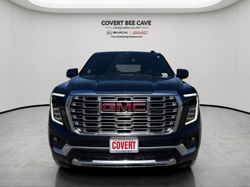 New 2026 GMC Yukon Denali w/ Sun & Power Step Package image 2