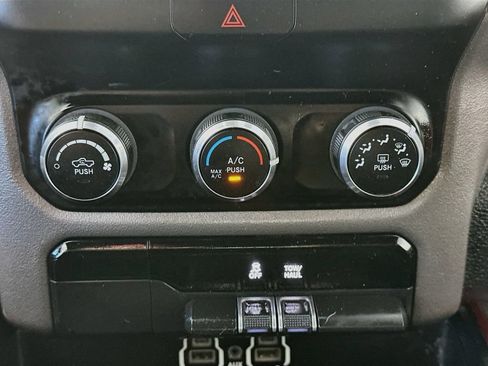Used 2020 RAM 1500 Rebel AWD/4WD image 18