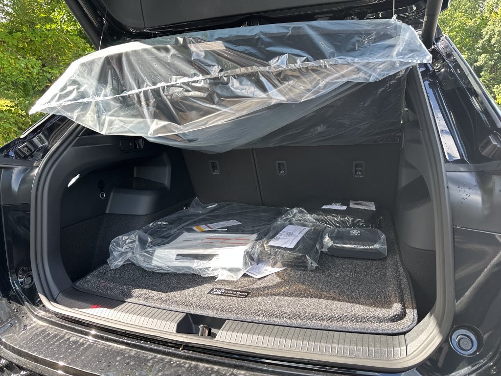 New 2026 Volkswagen Tiguan SE R-Line AWD/4WD image 19
