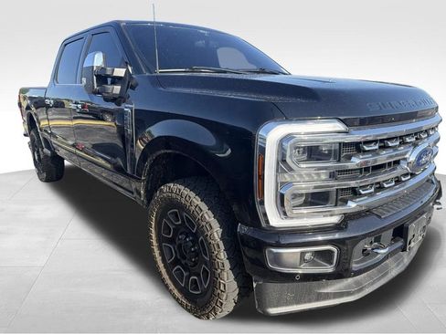 Used 2024 Ford F250 Platinum AWD/4WD image 22