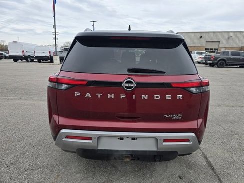 Used 2022 Nissan Pathfinder Platinum image 4