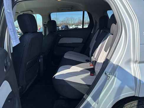 Used 2017 GMC Terrain SLE image 17