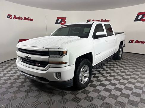 Used 2018 Chevrolet Silverado 1500 LT w/ All Star Edition AWD/4WD image 2