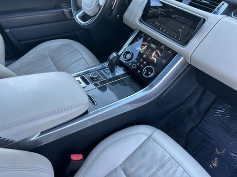 Used 2021 Land Rover Range Rover Sport HSE Silver Edition image 16