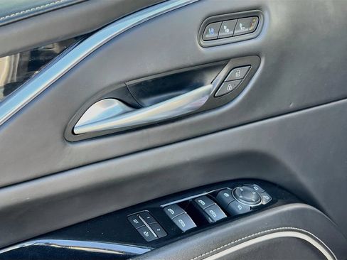 Used 2024 Cadillac Escalade V AWD/4WD image 11