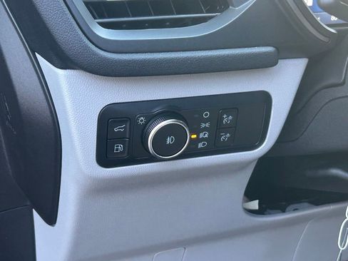 Certified 2024 Ford Escape SE image 36