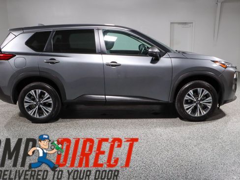 Used 2022 Nissan Rogue SV FWD image 6