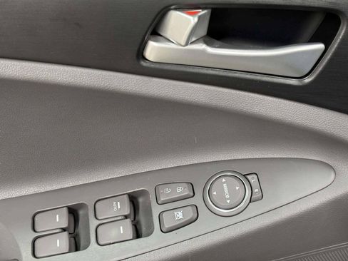 Used 2012 Hyundai Sonata GLS FWD image 25