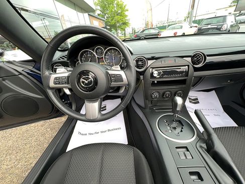 Used 2007 MAZDA MX-5 Miata Touring image 7