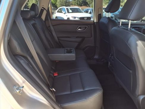 Used 2021 Nissan Rogue SL image 22