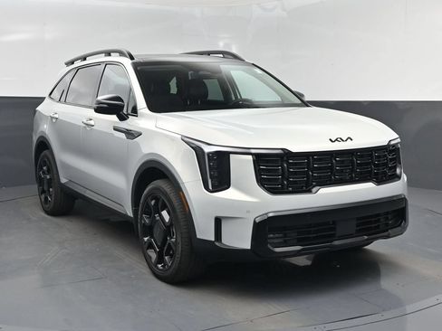 Certified 2026 Kia Sorento X-Line EX AWD/4WD image 8
