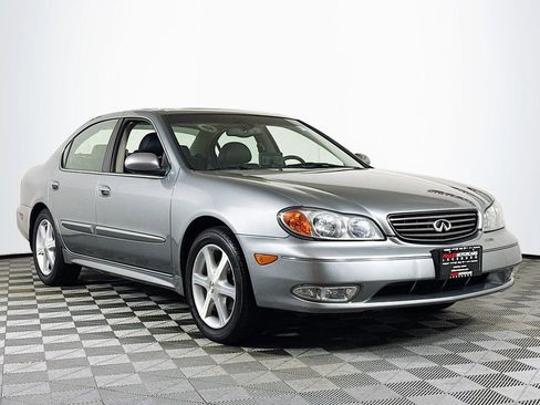 Used 2004 INFINITI I35 FWD image 1