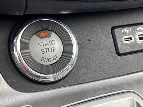 Used 2023 Nissan Murano SL image 34