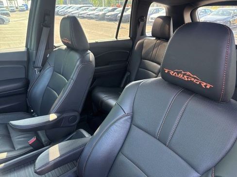 Used 2023 Honda Passport TrailSport image 14