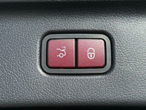 New 2026 Mercedes-Benz S 580 4MATIC Sedan image 12