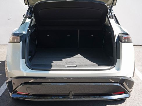 Used 2024 Nissan Ariya FWD image 9