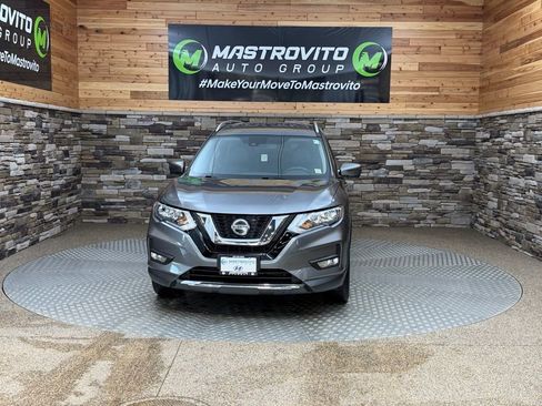 Used 2019 Nissan Rogue SL image 3