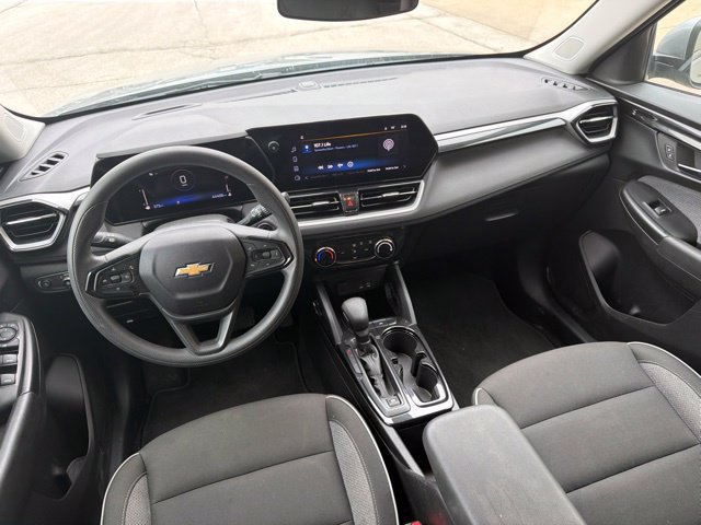 Used 2025 Chevrolet TrailBlazer LT FWD image 18